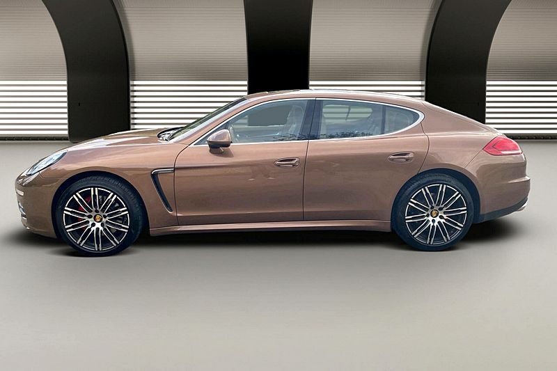 PORSCHE PANAMERA 2014