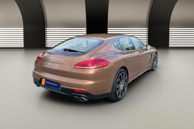 PORSCHE PANAMERA 2014