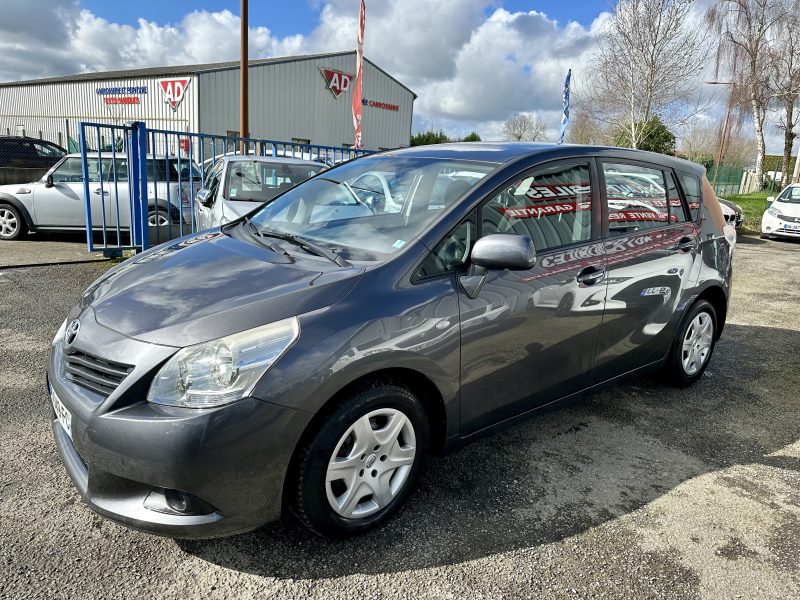 Toyota verso 2.0 d-4d 126