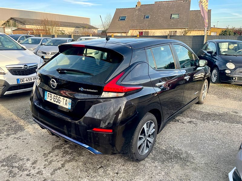 NISSAN LEAF 2018