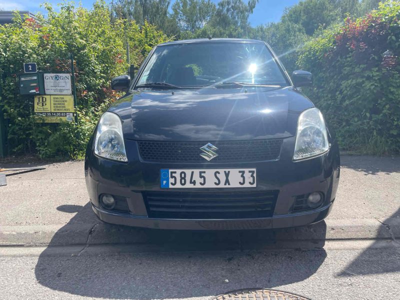 SUZUKI SWIFT III 1.3 92CV