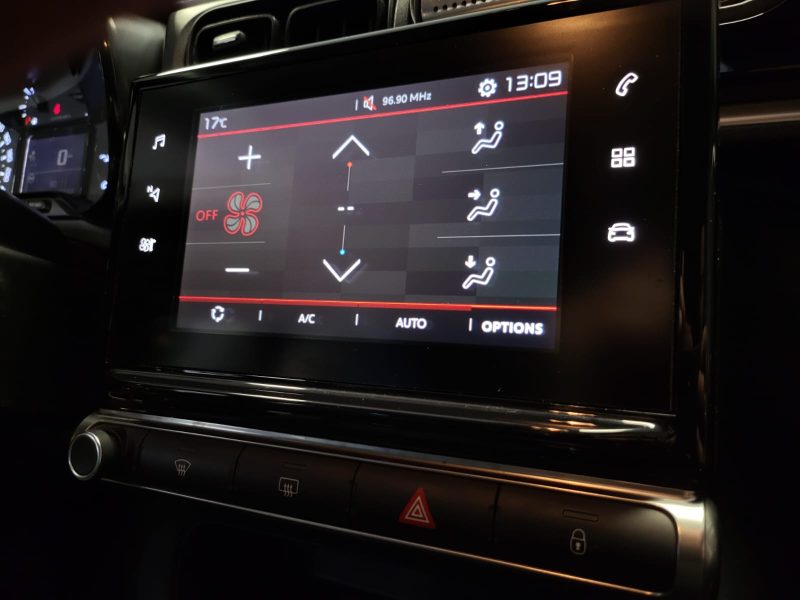 CITROEN C3 1.2 PURETECH 82cv BVM5 GRAPHIC / PREMIERE MAIN / SUIVI COMPLET CITROEN / CARPLAY / CLIM A