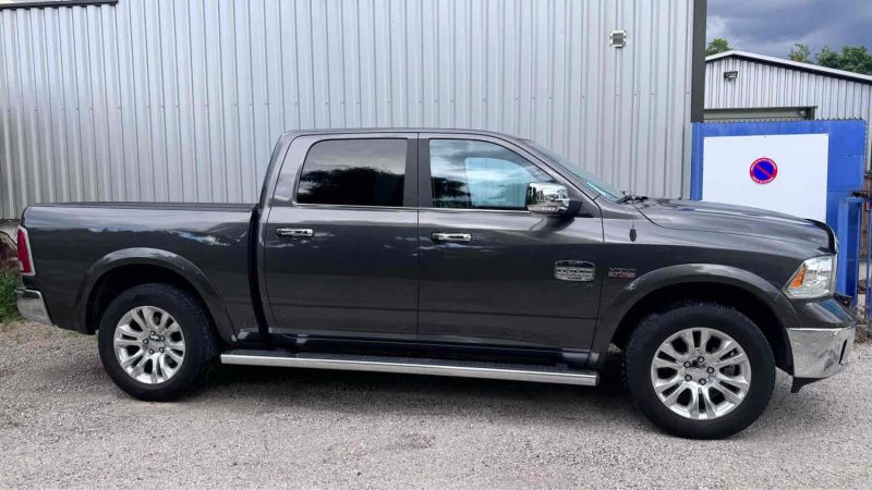 DODGE  RAM 2018 1500 LONG HORN 5.7 REPRISE POSSIBLE 