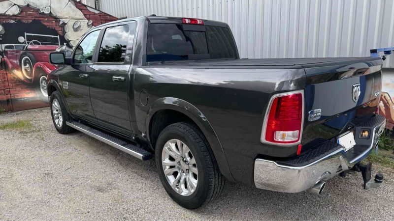 DODGE  RAM 2018 1500 LONG HORN 5.7 REPRISE POSSIBLE 