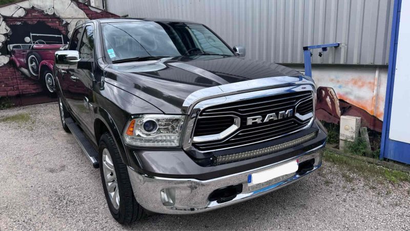 DODGE  RAM 2018 1500 LONG HORN 5.7 REPRISE POSSIBLE 