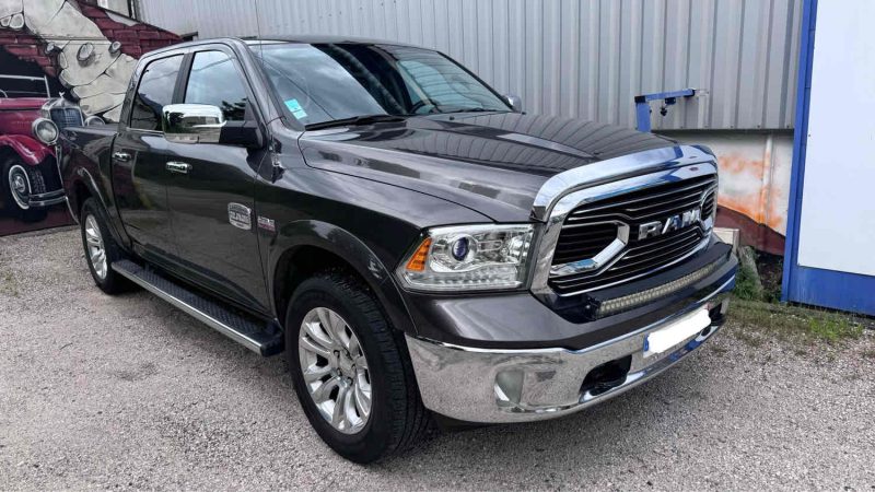 DODGE  RAM 2018 1500 LONG HORN 5.7 REPRISE POSSIBLE 