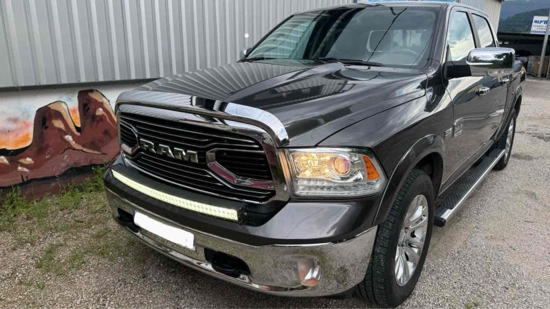 DODGE  RAM 2018 1500 LONG HORN 5.7 REPRISE POSSIBLE 