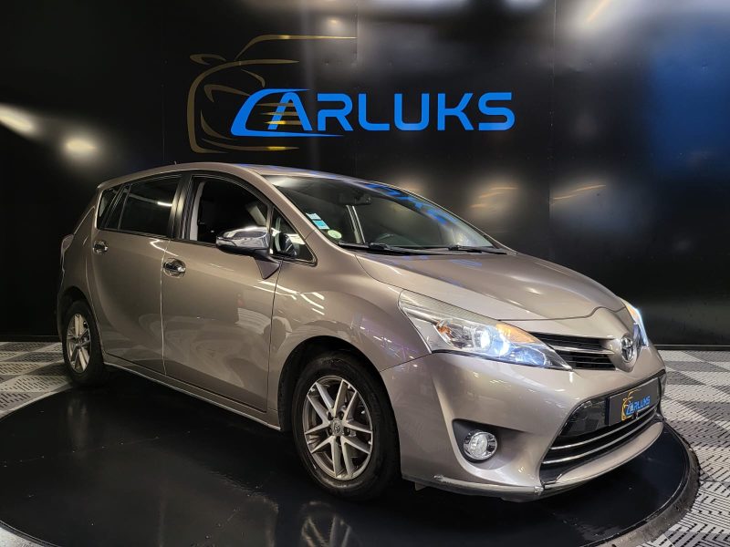 TOYOTA VERSO 1.6 D4-D 112cv BVM5 FEEL 7 PLACES / CAMERA / PROJECTEUR XENON / GPS / CLIM AUTO