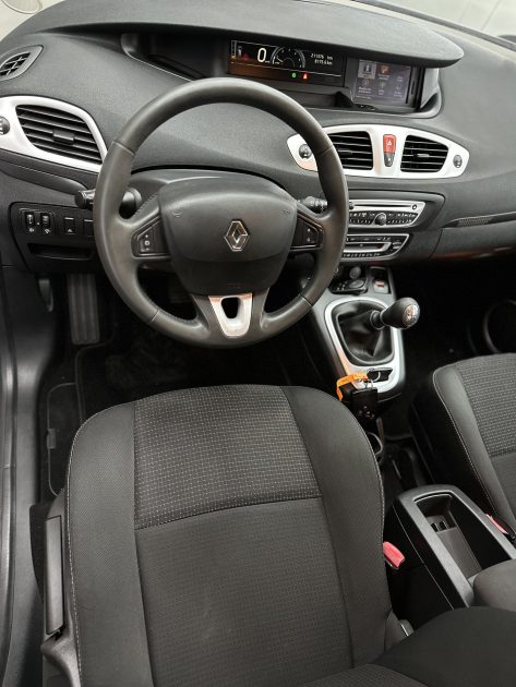 RENAULT SCENIC III 2010