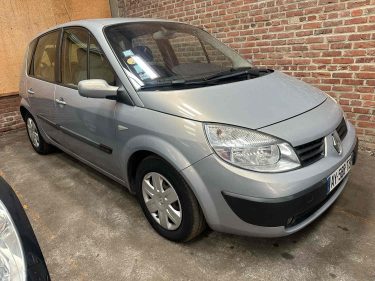 RENAULT SCENIC 1.6 ESSENCE 110CV