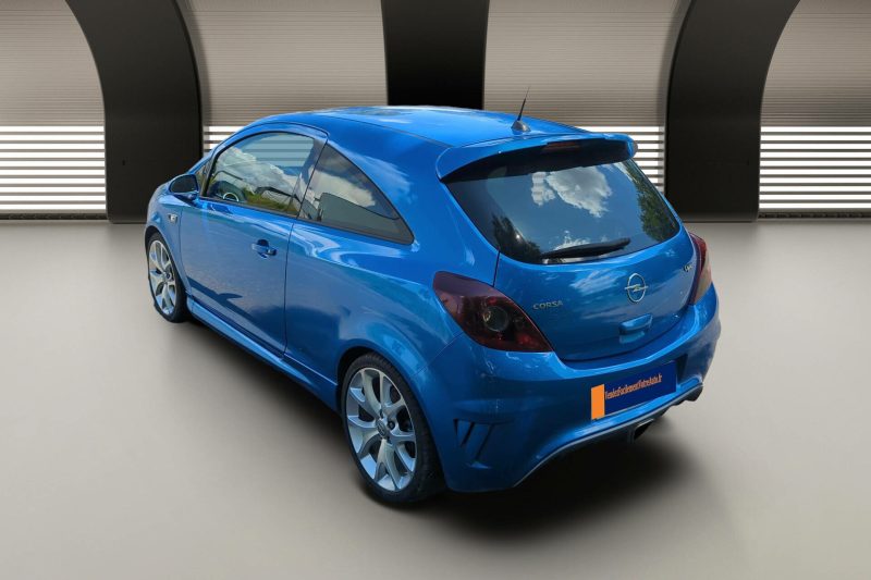 OPEL CORSA OPC 