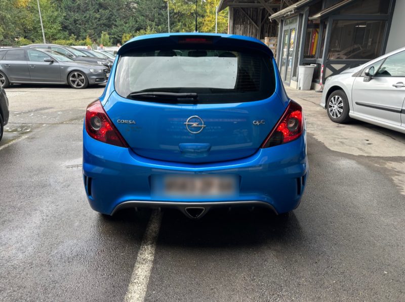 OPEL CORSA OPC 