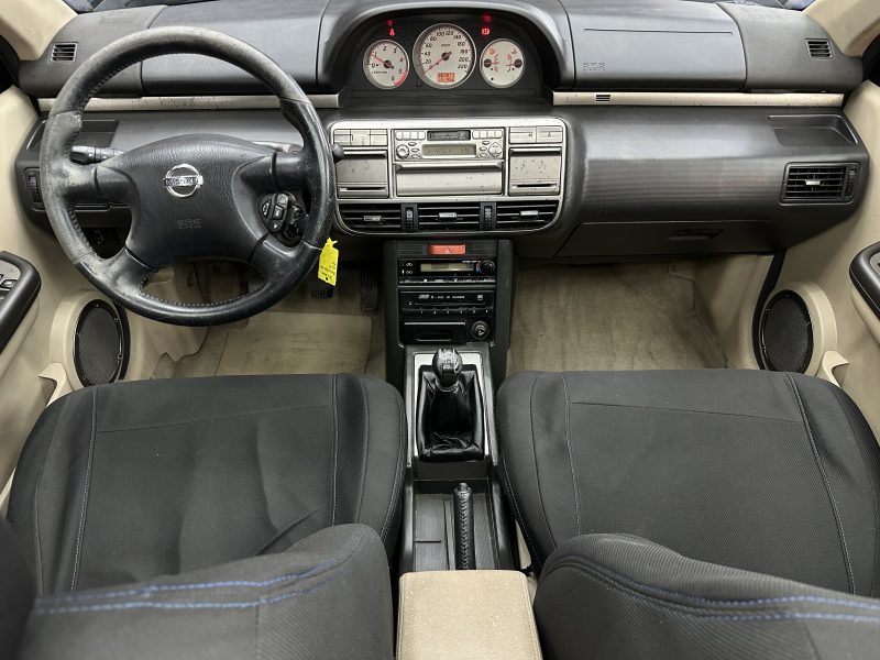 NISSAN X-TRAIL I 2002