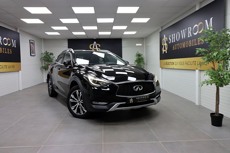 INFINITI QX30 2016