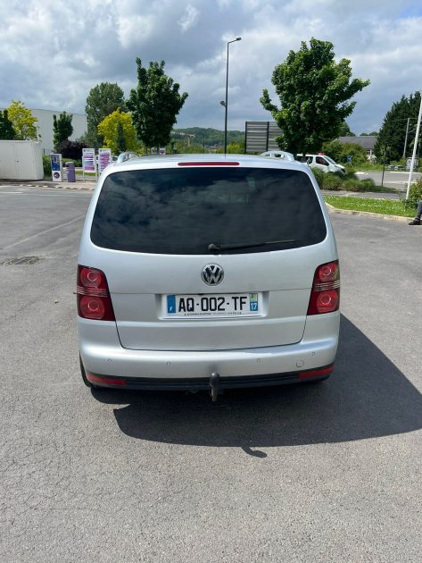 VOLKSWAGEN TOURAN SPORT 2007