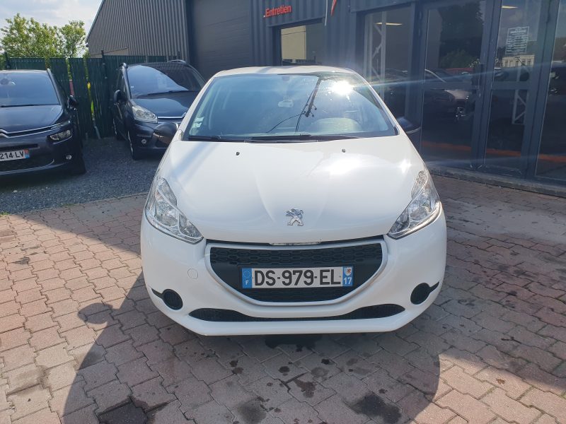 PEUGEOT 208 1.0L i 68cv CONFORT / 105000 kms *RÉVISER_GARANTIE*