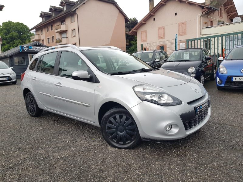 RENAULT CLIO III ESTATE 1.2i 75CV AUTHENTIQUE