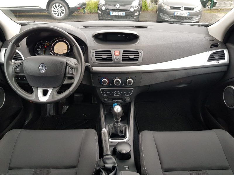 RENAULT MEGANE III 1.6i 110CV DYNAMIQUE