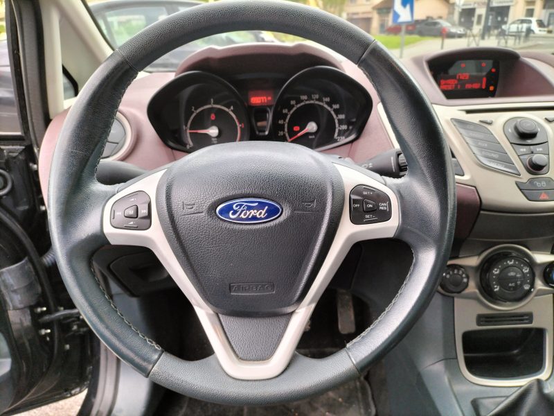 FORD FIESTA VI 