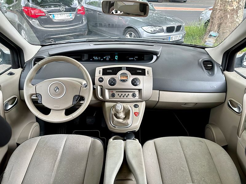 RENAULT SCENIC 2008