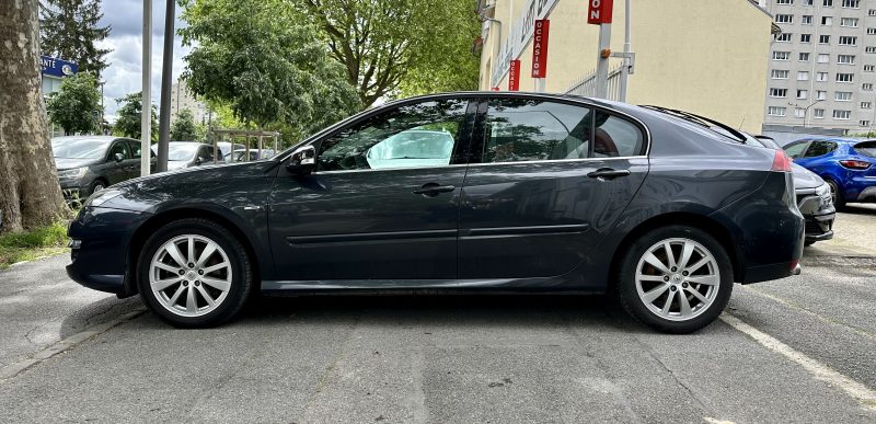 RENAULT LAGUNA 2011