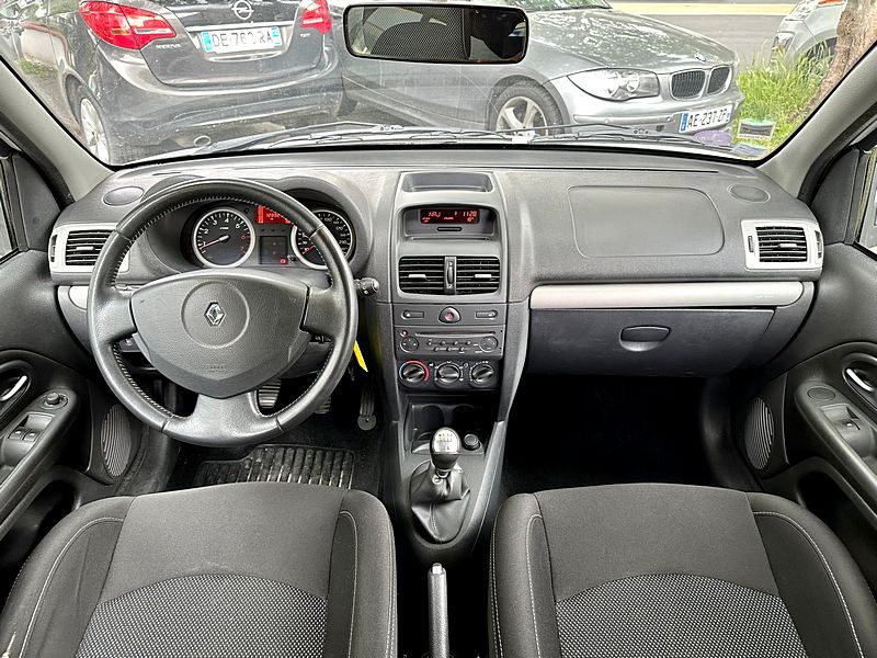 RENAULT CLIO CAMPUS 2012