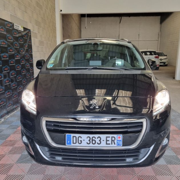 PEUGEOT 5008 2014