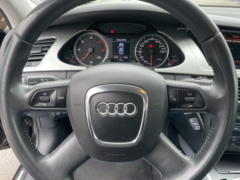 AUDI A4  2009