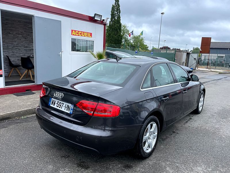 AUDI A4  2009