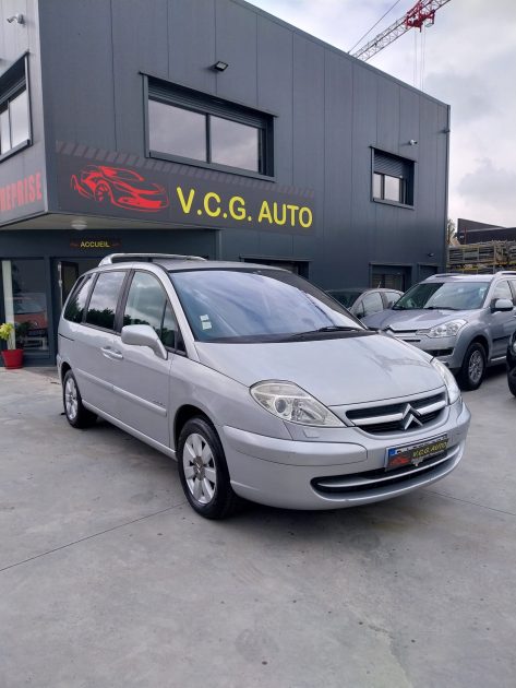 CITROEN C8 2.2 HDi 130