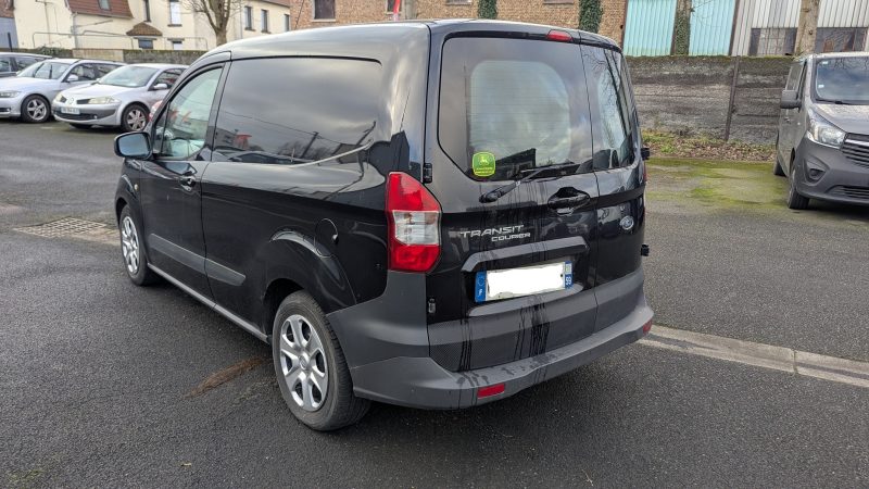 FORD  TRANSIT COURIER  2015