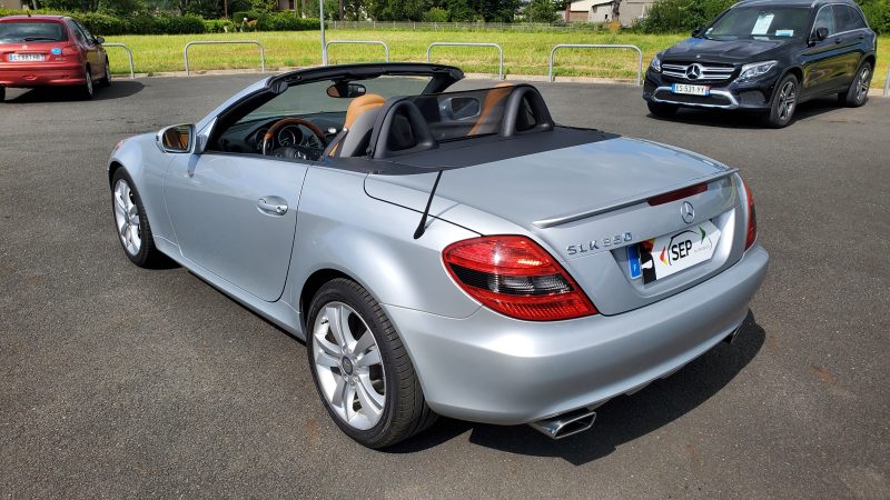 MERCEDES SLK COUPE V6 3498cm3 305 cv  SPORT