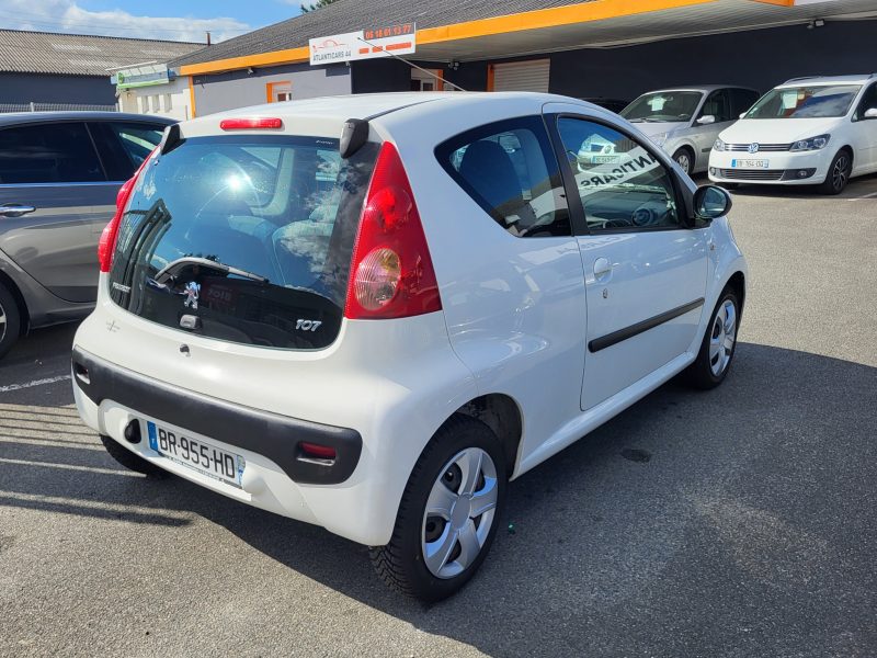 PEUGEOT 107 2008