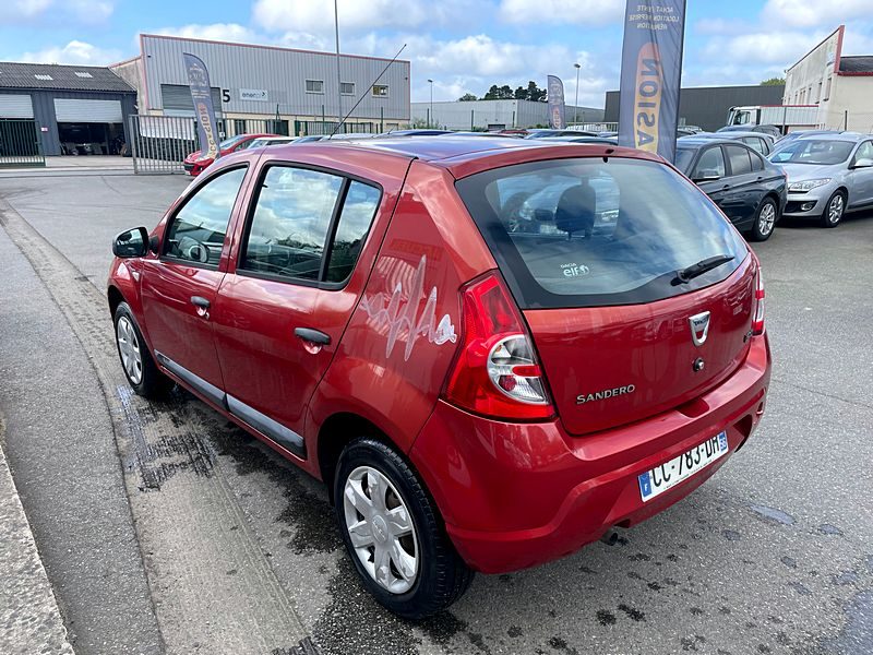 DACIA SANDERO 2012