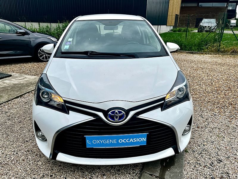 TOYOTA YARIS DYNAMIC GPS 11/2016