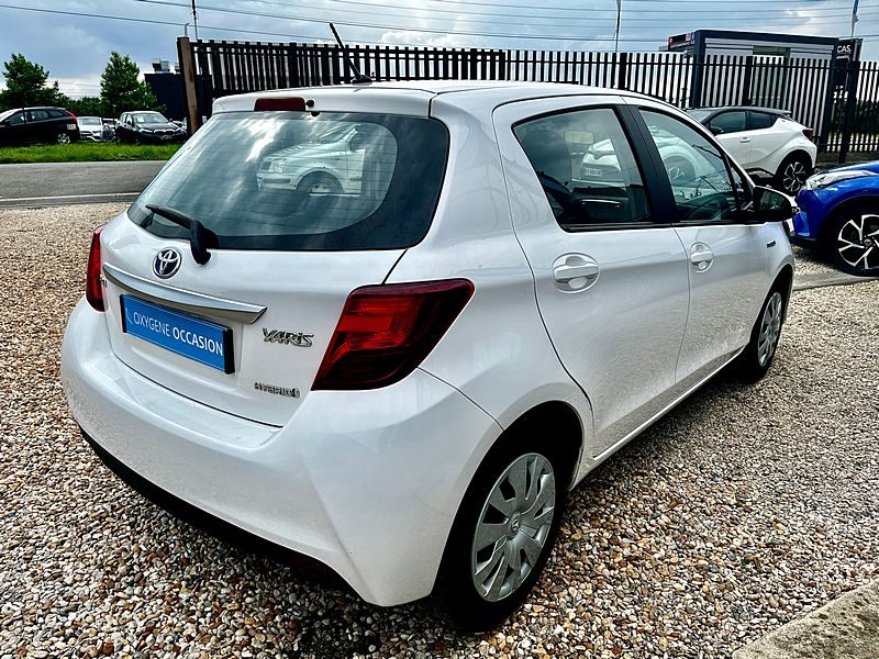 TOYOTA YARIS DYNAMIC GPS 11/2016