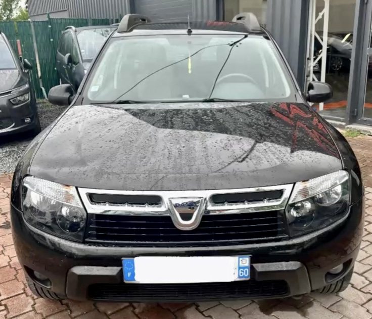 DACIA DUSTER 2012