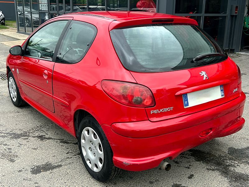 PEUGEOT 206 PHASE 2 1.4 75 Cv 5 PLACES BLUETOOTH / PAIEMENT CB 4 FOIS POSSIBLE - GARANTIE 1 AN