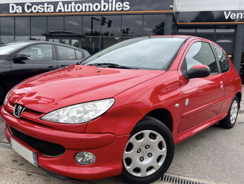 PEUGEOT 206 PHASE 2 1.4 75 Cv 5 PLACES BLUETOOTH / PAIEMENT CB 4 FOIS POSSIBLE - GARANTIE 1 AN