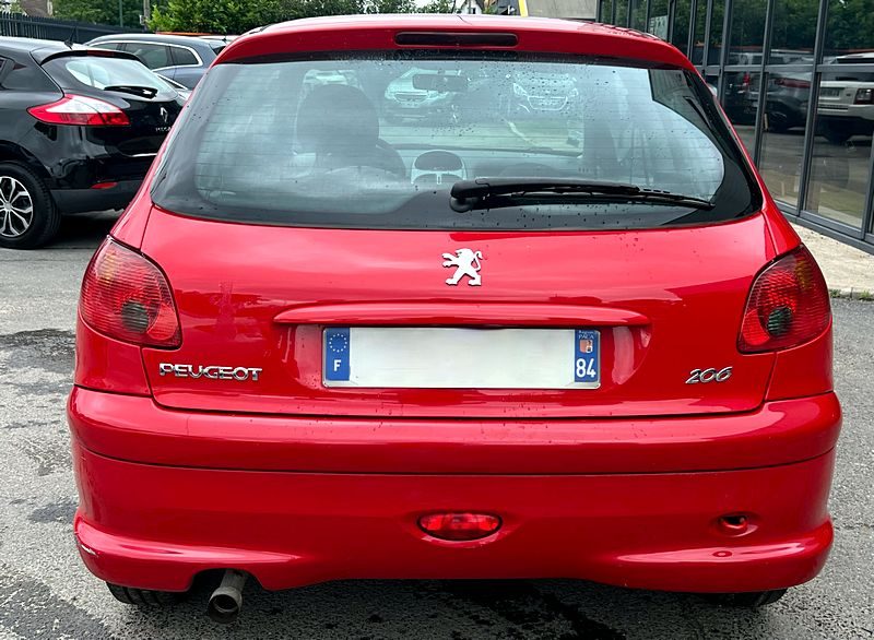 PEUGEOT 206 PHASE 2 1.4 75 Cv 5 PLACES BLUETOOTH / PAIEMENT CB 4 FOIS POSSIBLE - GARANTIE 1 AN