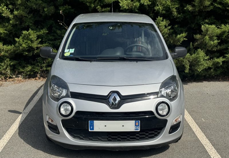 RENAULT TWINGO II 1.5 dCi 75