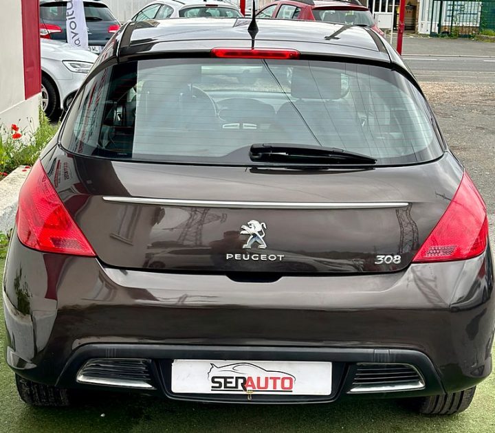 PEUGEOT 308 2012