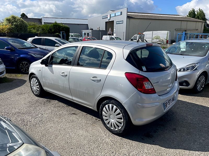 OPEL CORSA 1.2i 85 Twinport Edition