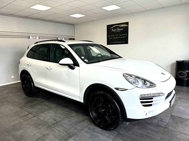 PORSCHE CAYENNE 2012