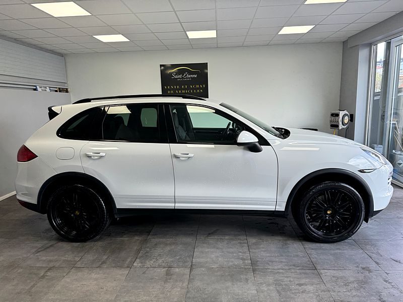 PORSCHE CAYENNE 2012