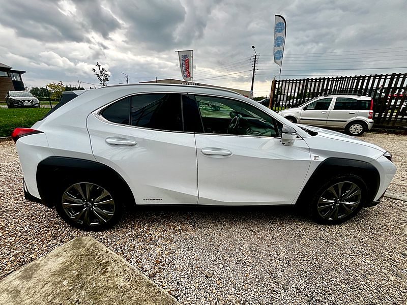 LEXUS UX250H F-SPORT EXECUTIVE 10/2020