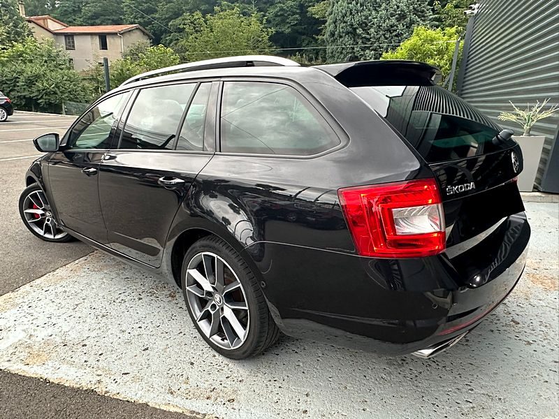 Skoda OCTAVIA COMBI 2.0 TDI 184 RS DSG*PANO*CANTON*GPS*XENON*