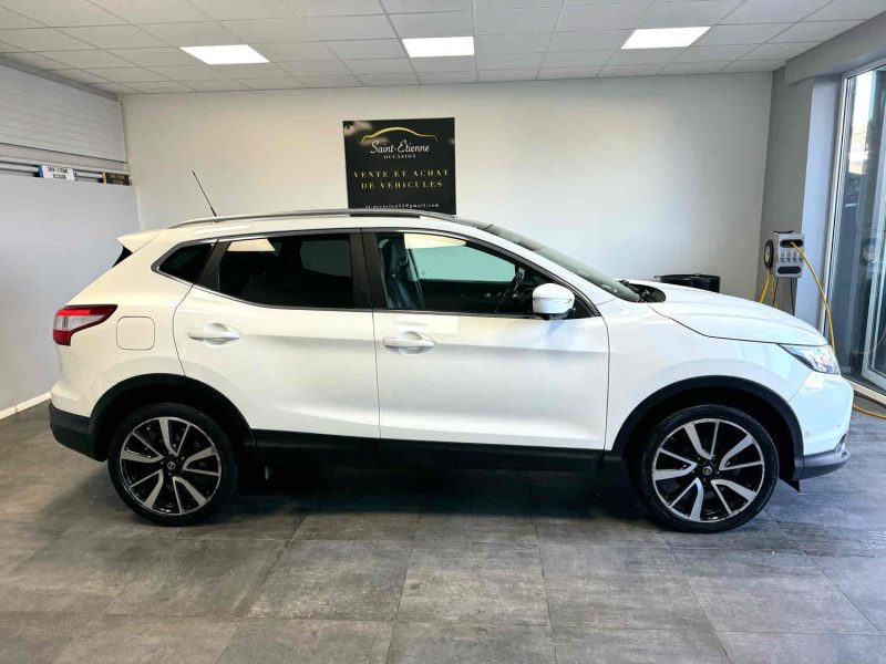 NISSAN QASHQAI II SUV 2014