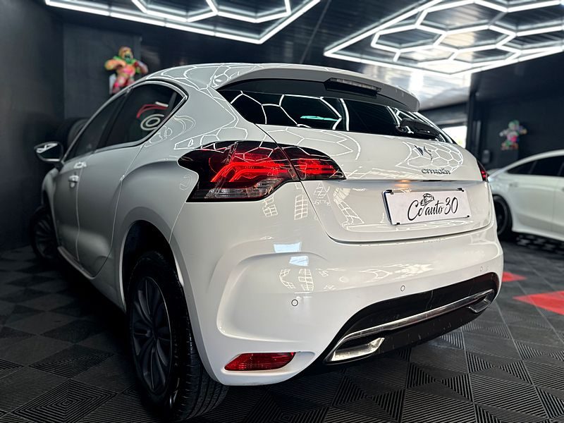 CITROEN DS4 2012