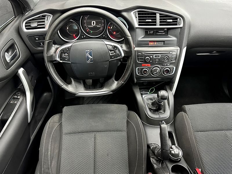 CITROEN DS4 2012